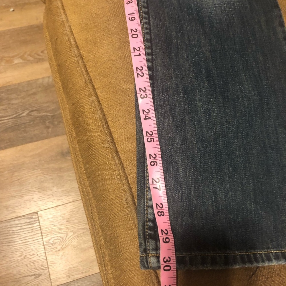 Kenneth Cole Distressed Jeans Medium Wash Jean - Picture 13 of 13